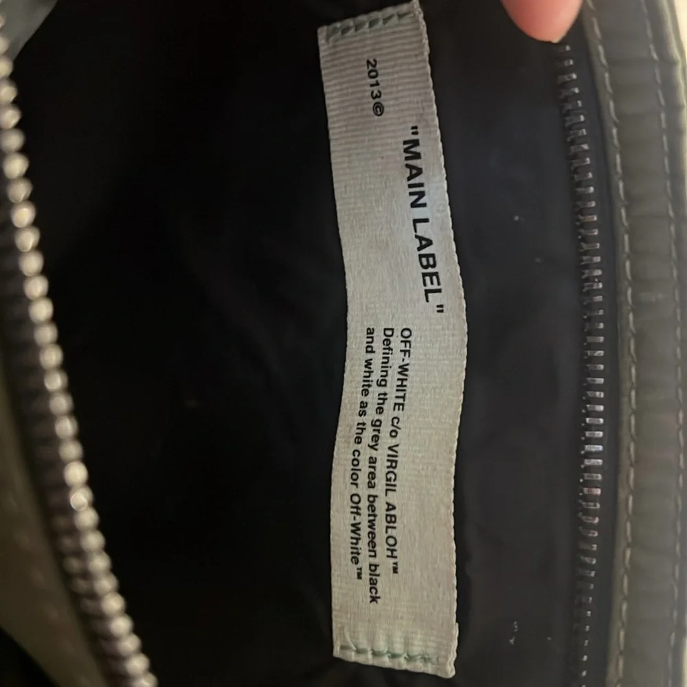 Rare Off-White multi compartment crossbody bag